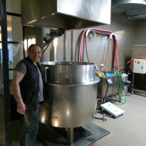 Монтаж вентиляции на кухне «Busan» паспортизация и проектирование Монтаж вентиляции на кухне «Busan»