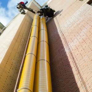 Монтаж вентиляции в «Family» компанией «Квєнто»